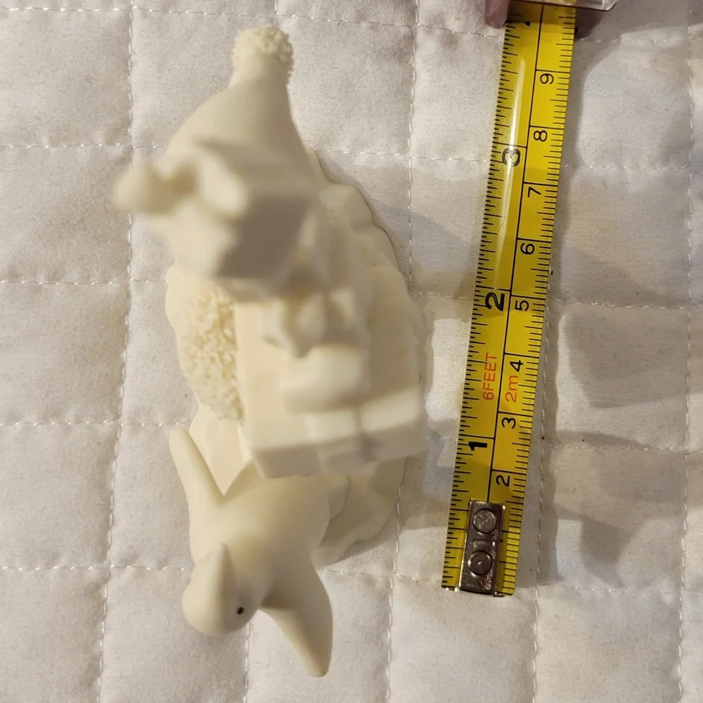 VTG Dept. 56 Snowbabies I Have Lots To Give Penguin Gifts Presents Christmas Fun